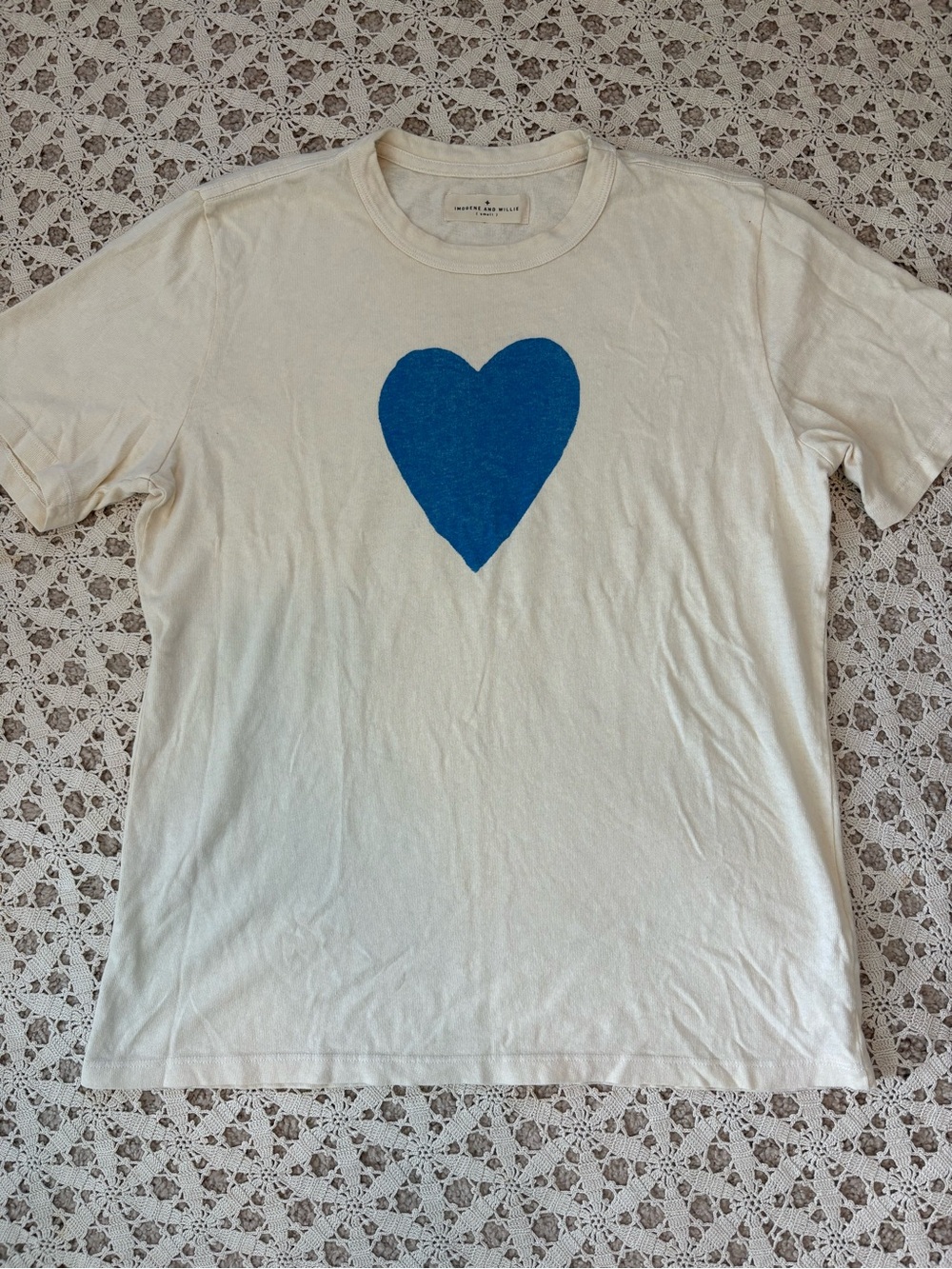 Imogene and Willie Cream Short Sleeve Tee with Blue Heart 100% Cotton Size Small